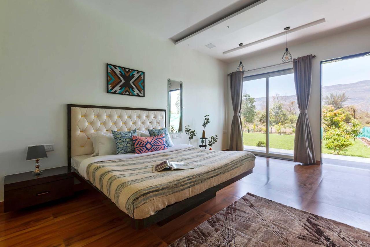Natures Odyssey By Stayvista - Amidst Lush Greenery With Outdoor Pool And Indoor Activities Chinchavli エクステリア 写真